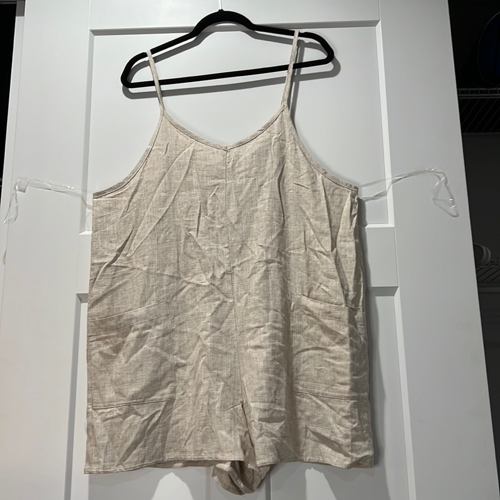 Linen Romper - cream/tan